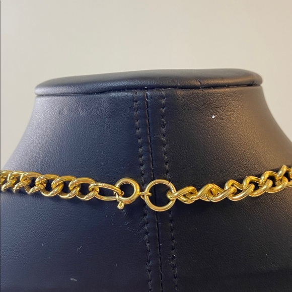 Gold Tone Chain Necklace - Picture 2 of 3
